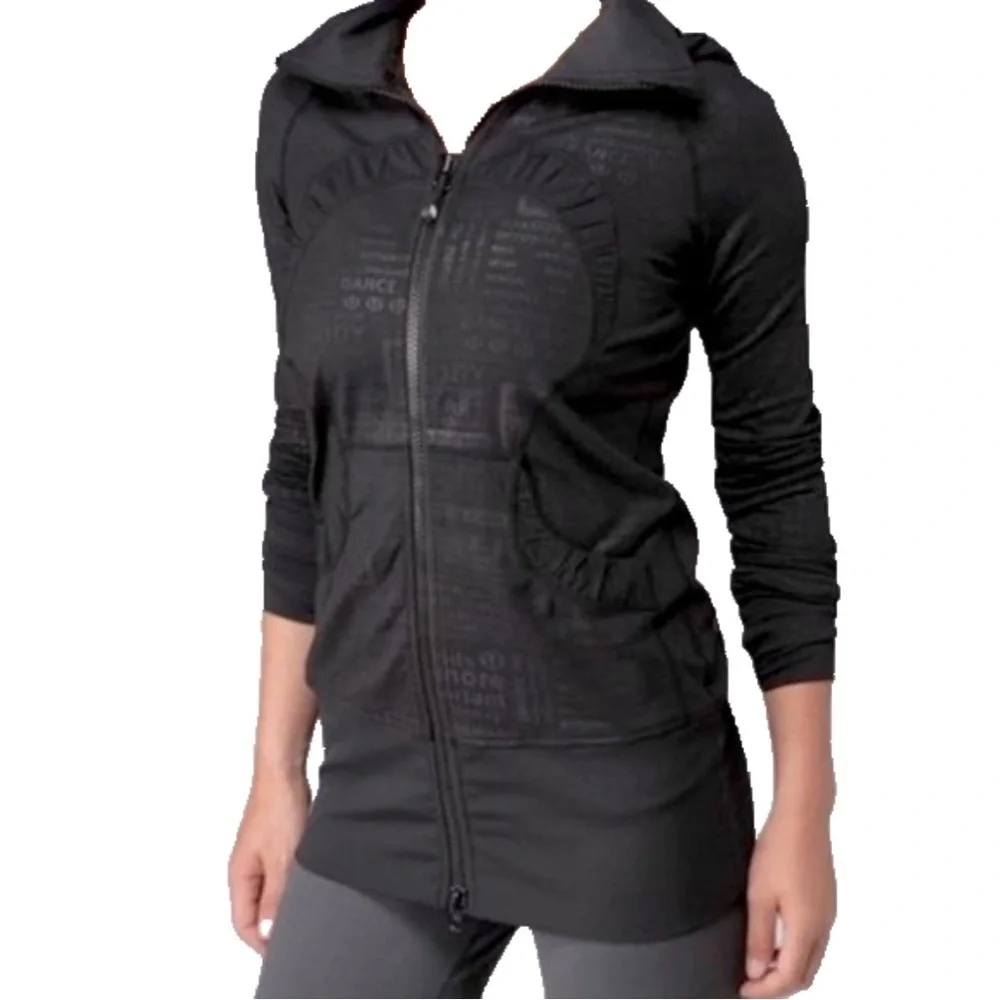 Lululemon Gather Together Jacket  Extremely Rare black print  hooded size 4